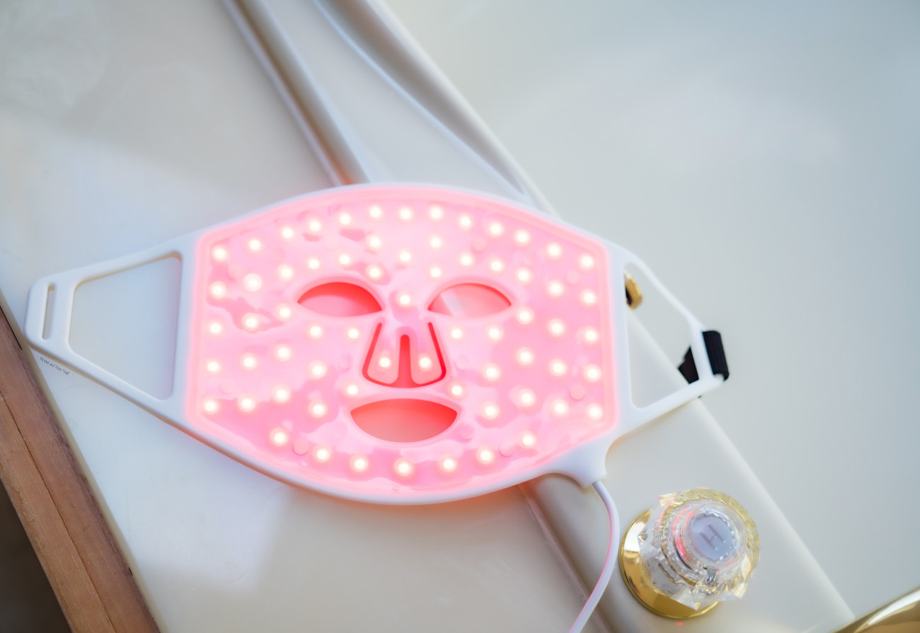 CurrentBody Skin LED Light Therapy Mask Review Reviews and Other Stuff